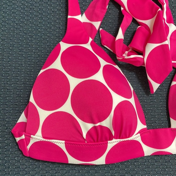 Victoria's Secret Push Up Halter Top Bikini Top, size Medium, Pink & White - Picture 13 of 14